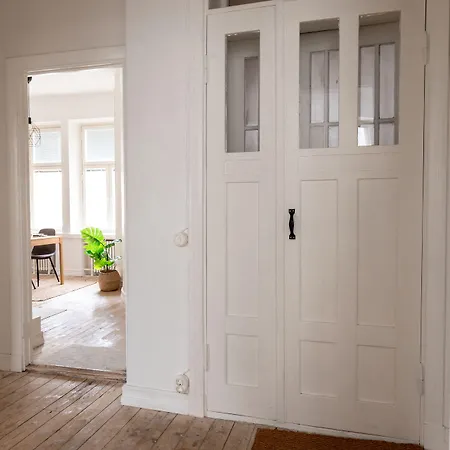 2ndhomes Mikonkatu 4 * Хельсинки