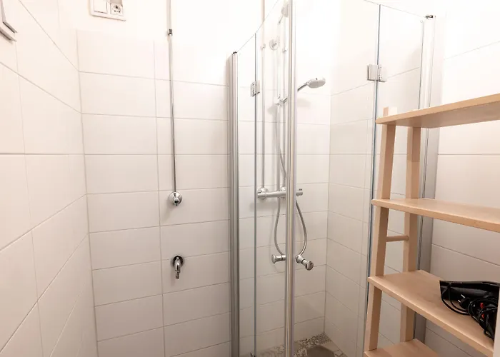 2ndhomes Mikonkatu 4 *